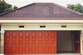 Pintu Garasi Mobil Kayu